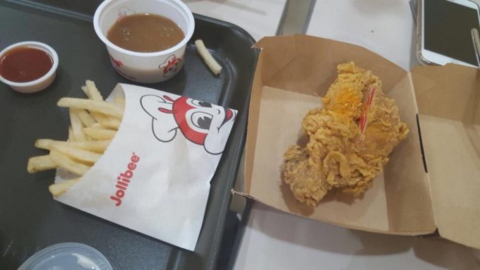 jollibee-fast-food-philippines