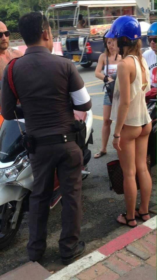 pattaya-farang-girl-fined-motorbike-nude