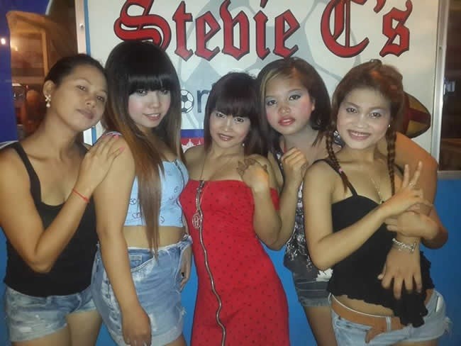 sihanoukville-women-bargirls